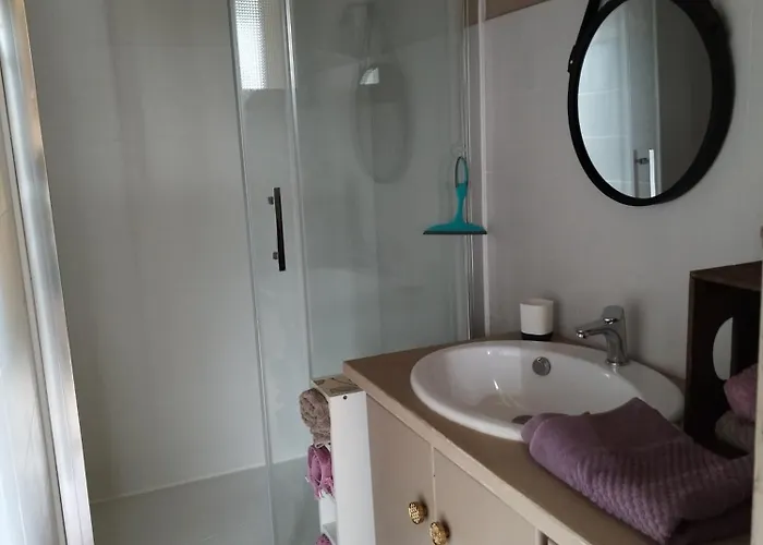 Semesterbostad La Grange O Merles Arrien