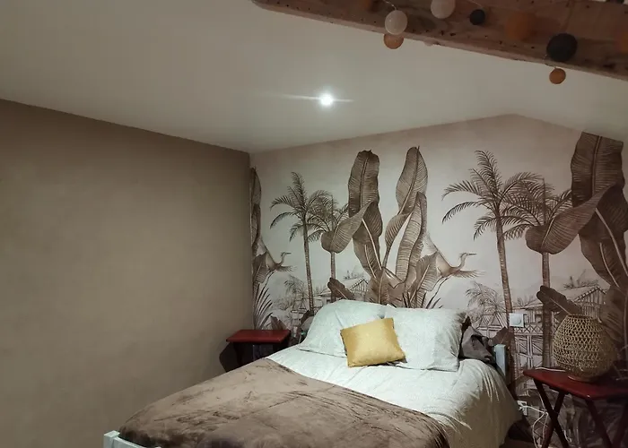 Semesterbostad La Grange O Merles