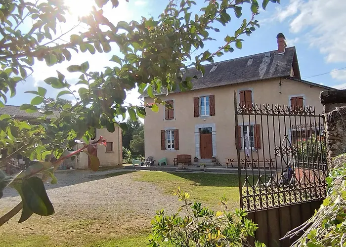 Semesterbostad La Grange O Merles *